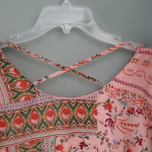 Colorful Collective Concepts top - Picture 8 of 9